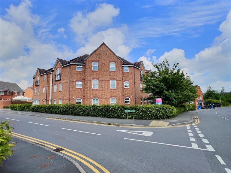 Lupin Drive, Cannock