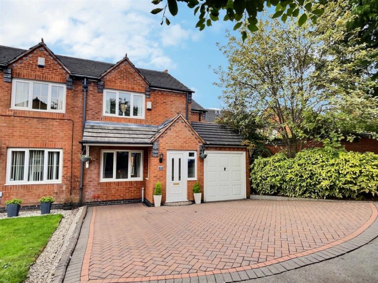 Bromley Close, Hednesford
