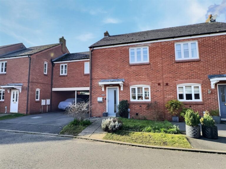 Stoneybrook Close, Hixon, Stafford
