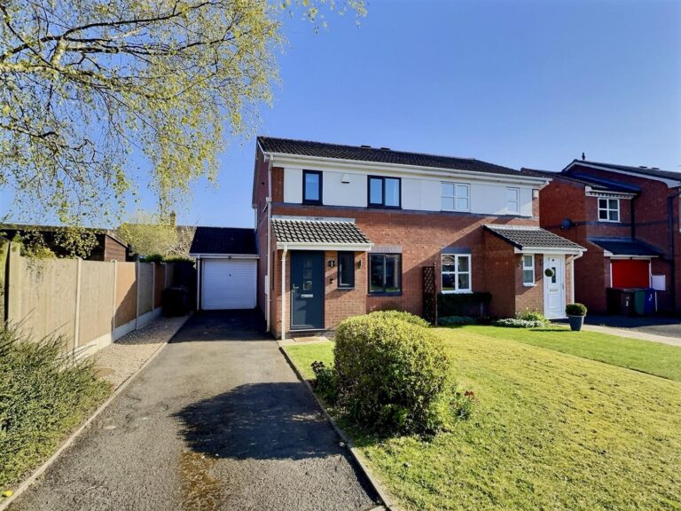 Ivy Close, Cannock