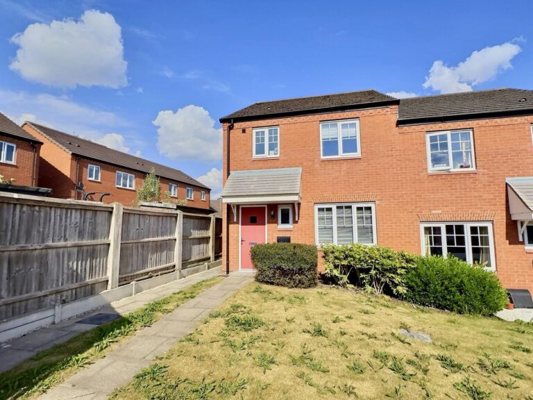 Plover Green, Stafford