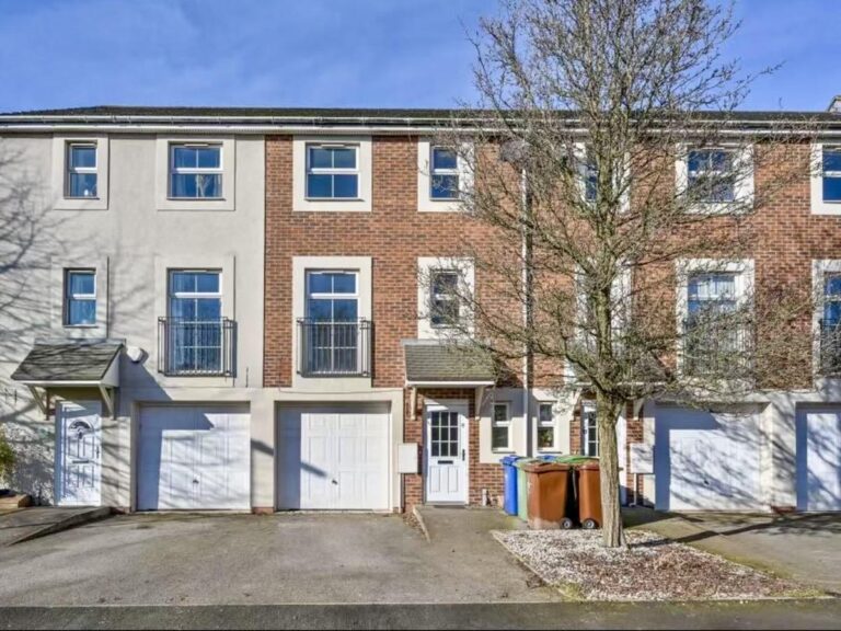 Railway View, Hednesford