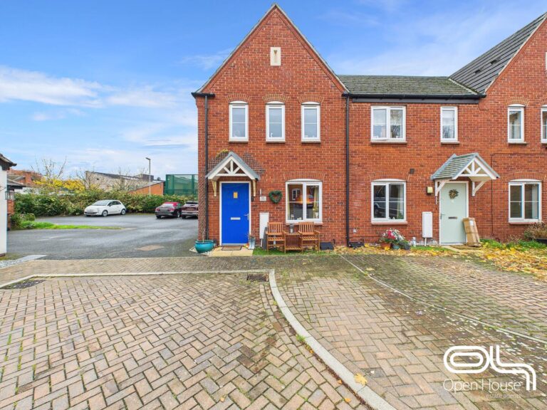 Patron Grove, Stafford