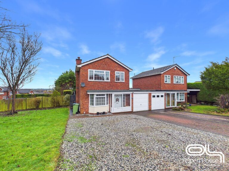 Longhurst Drive, Stafford