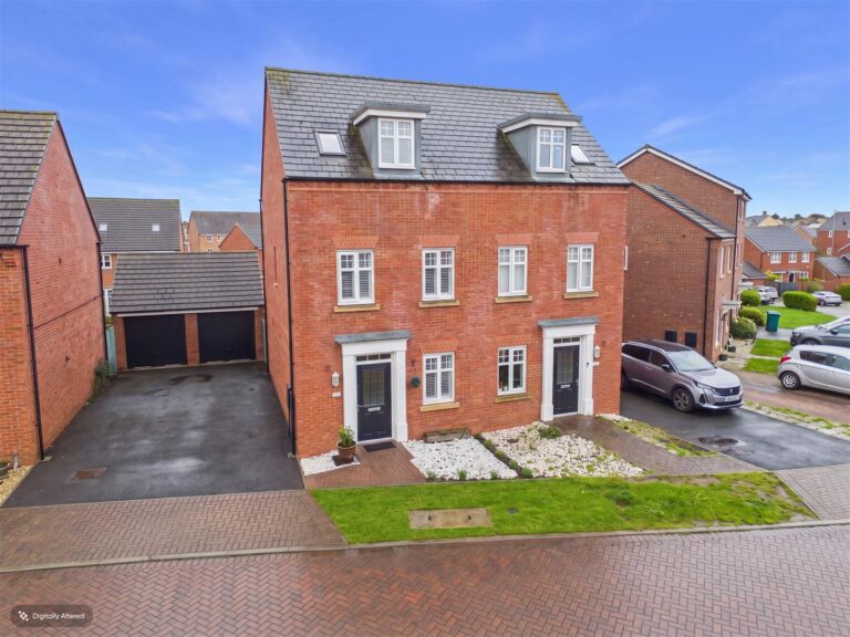 Avondale Circle, Stafford